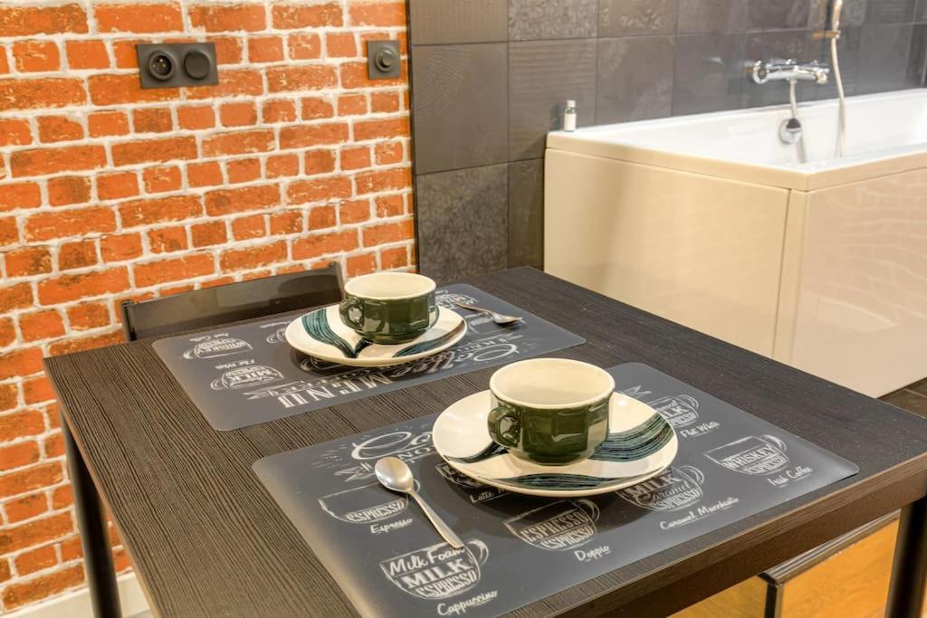 Industrial-Style Studio With Bathtub, Vieux-Lyon Dış mekan fotoğraf